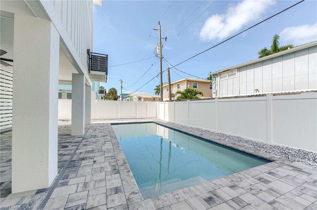 WATSON W W - Residential