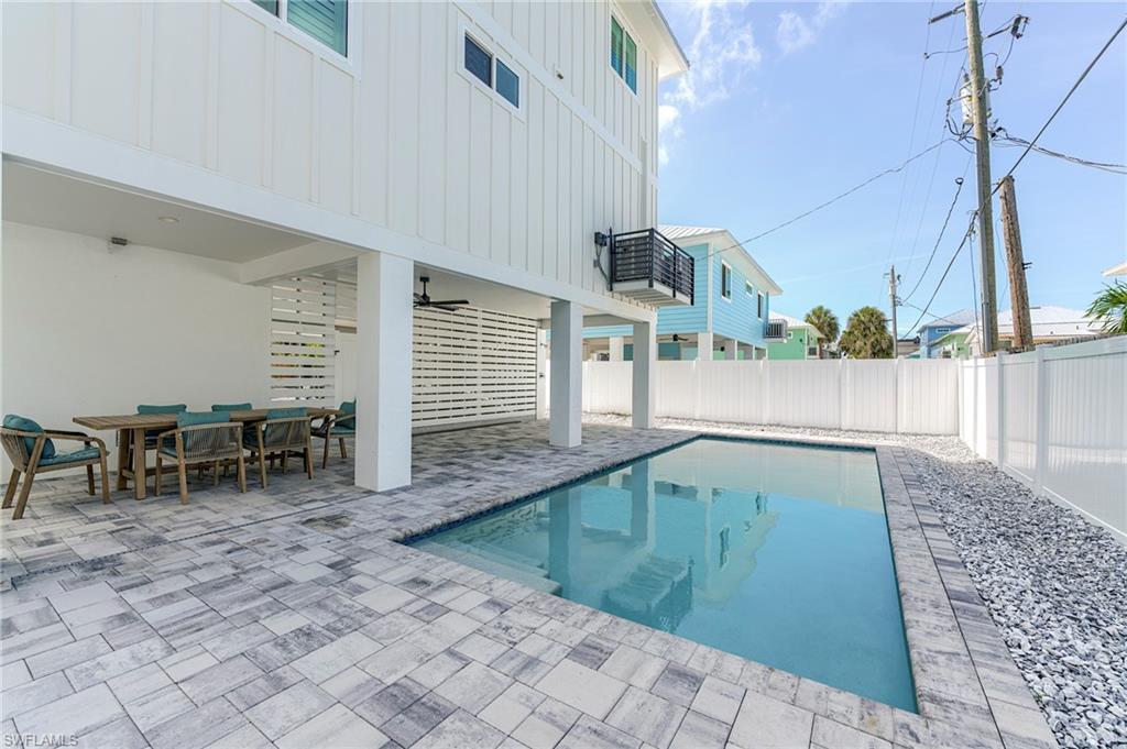 WATSON W W - Residential
