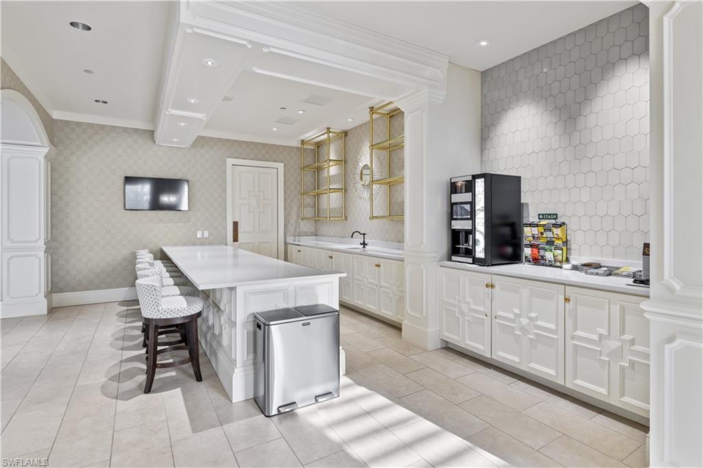 TRIESTE AT BAY COLONY - Residential