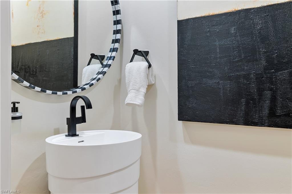 TRIESTE AT BAY COLONY - Residential