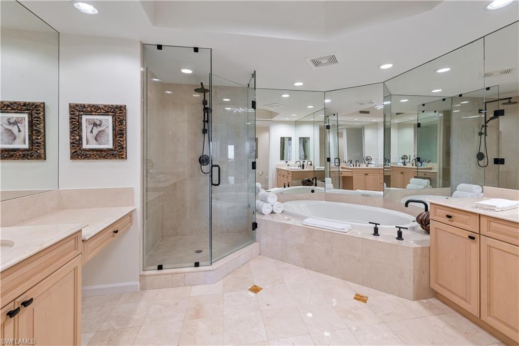 TRIESTE AT BAY COLONY - Residential