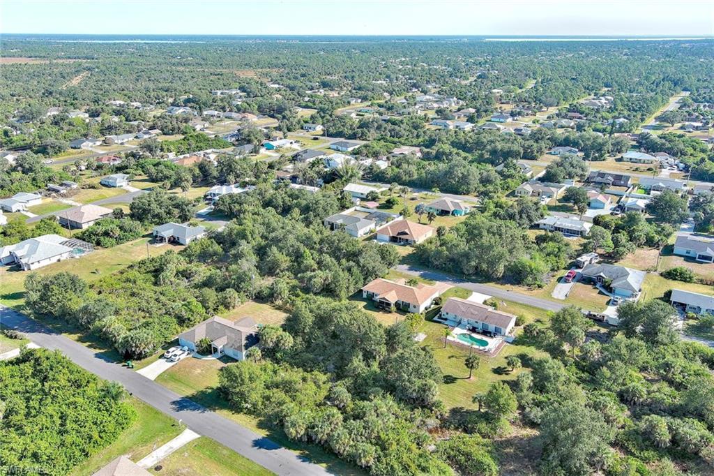 PORT CHARLOTTE - Land