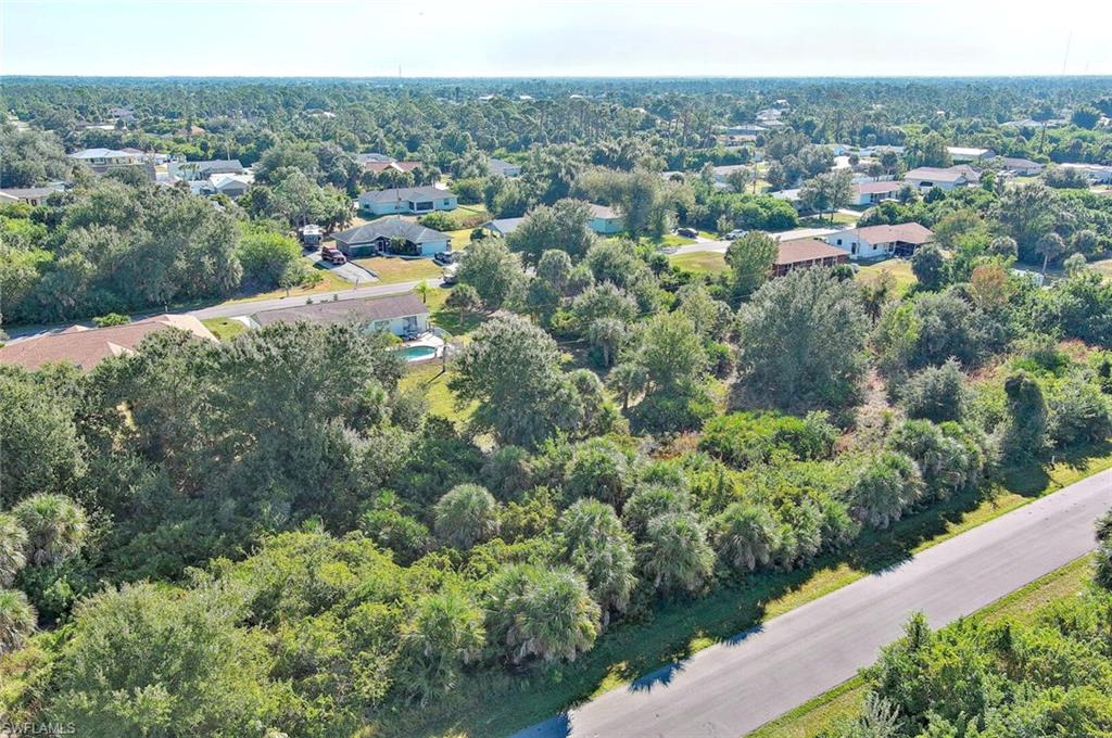 PORT CHARLOTTE - Land