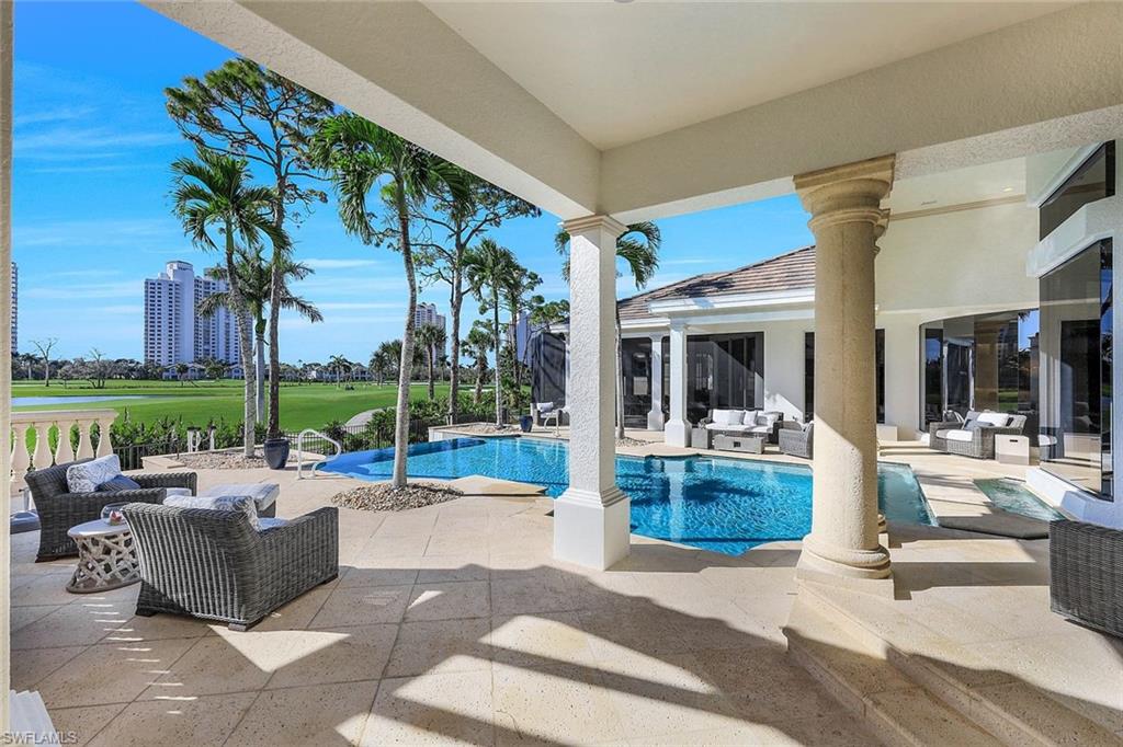 BAY WOODS - Residential