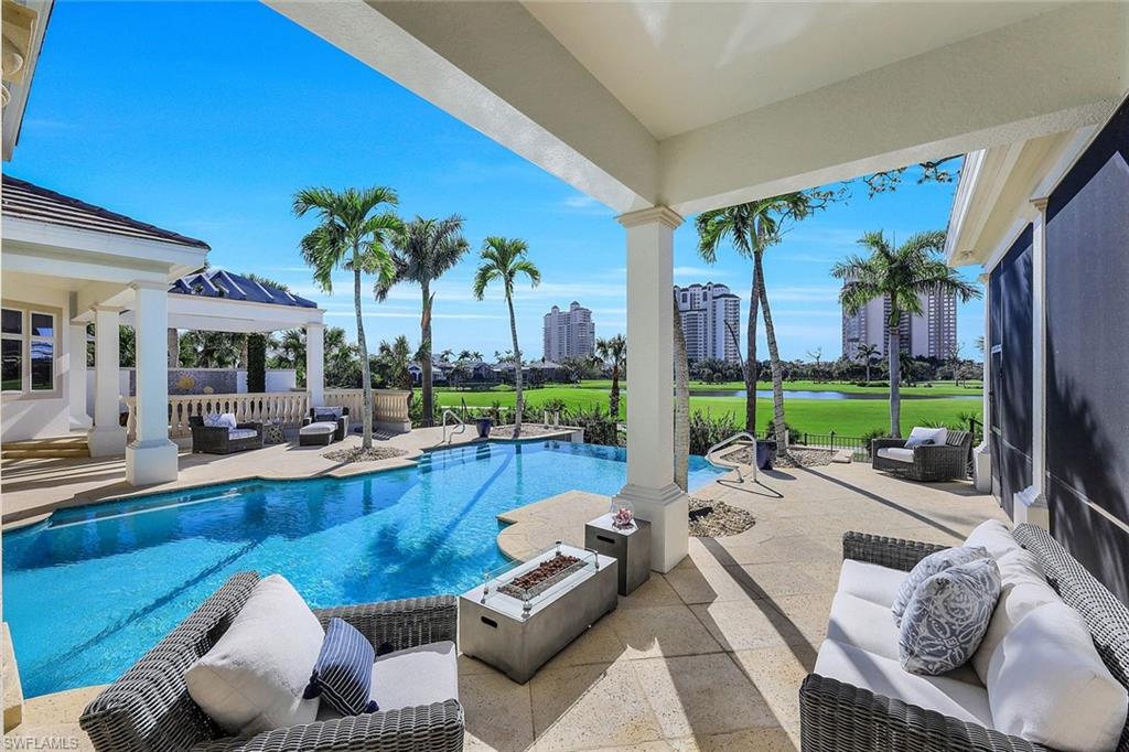 BAY WOODS - Residential