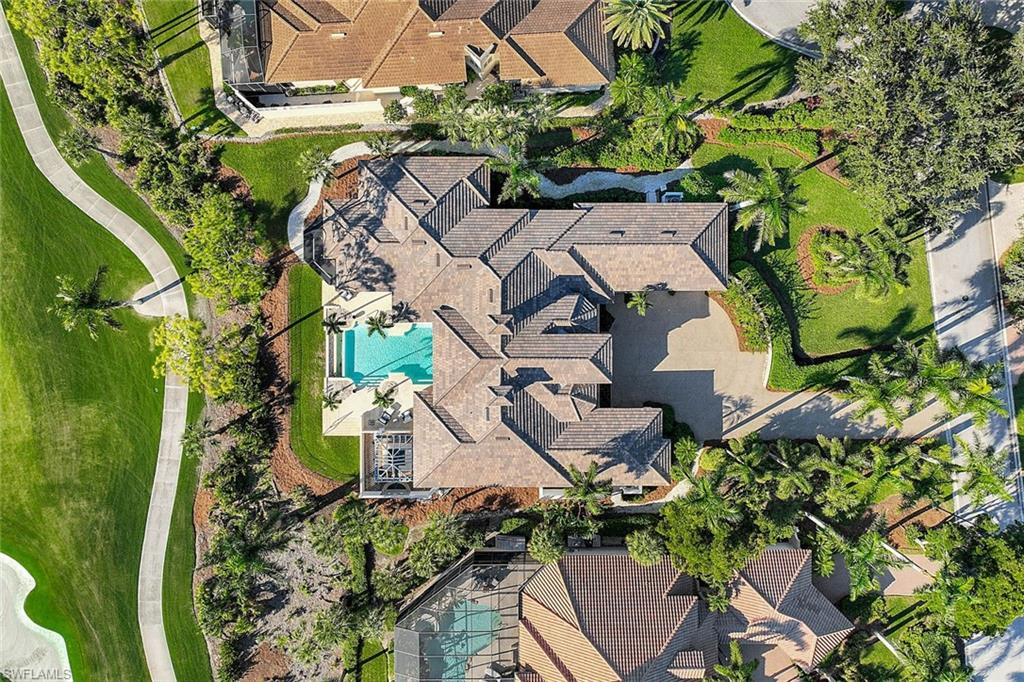 BAY WOODS - Residential