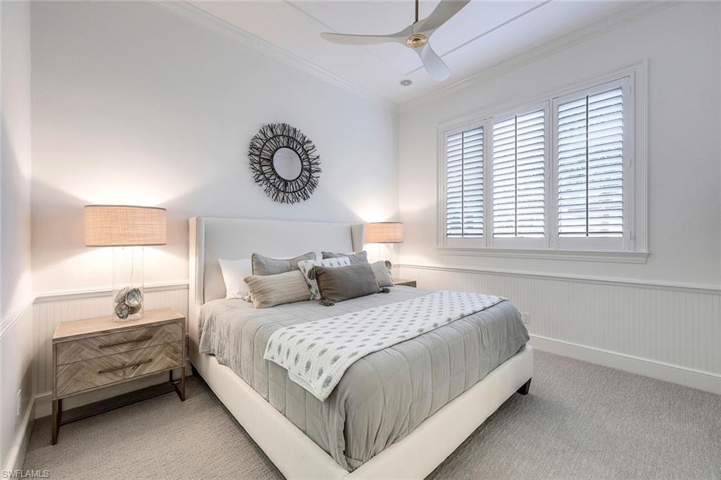 BAY WOODS - Residential