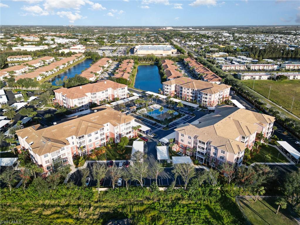 ROYAL POINTE - Residential