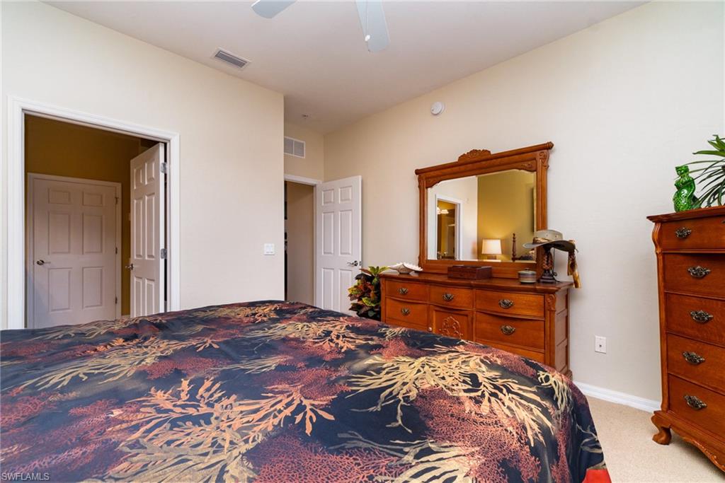 ROYAL POINTE - Residential