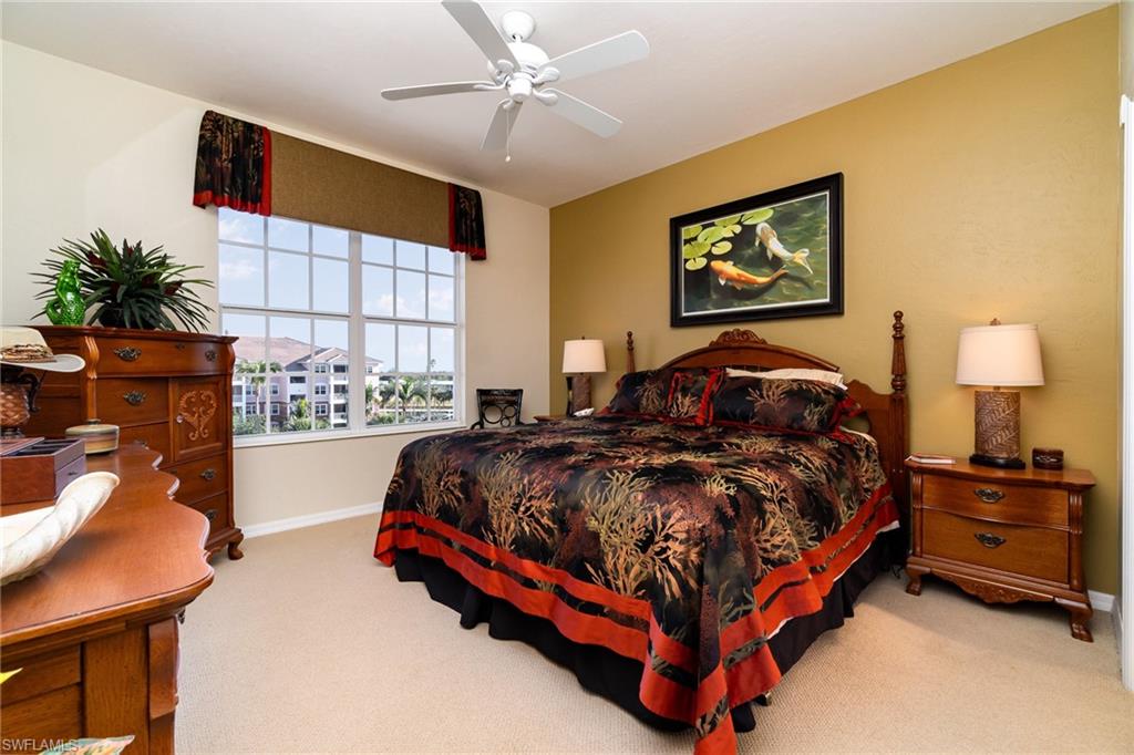 ROYAL POINTE - Residential