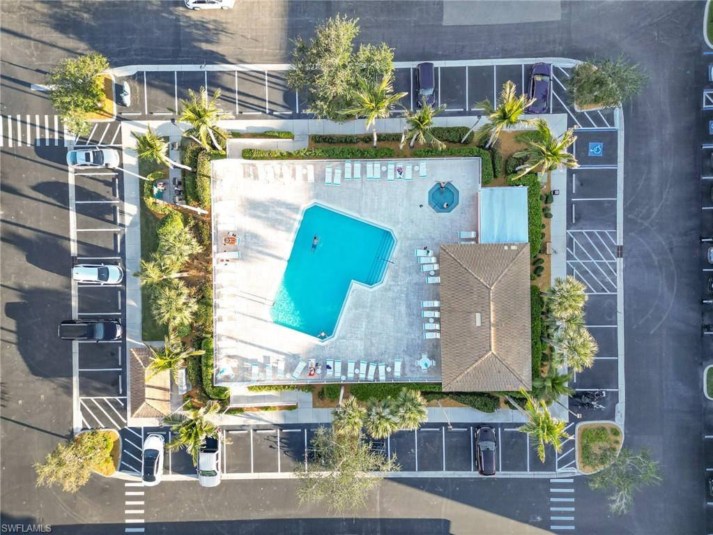 ROYAL POINTE - Residential