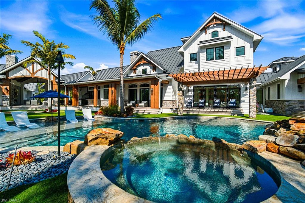 COCOHATCHEE ESTATES - Residential