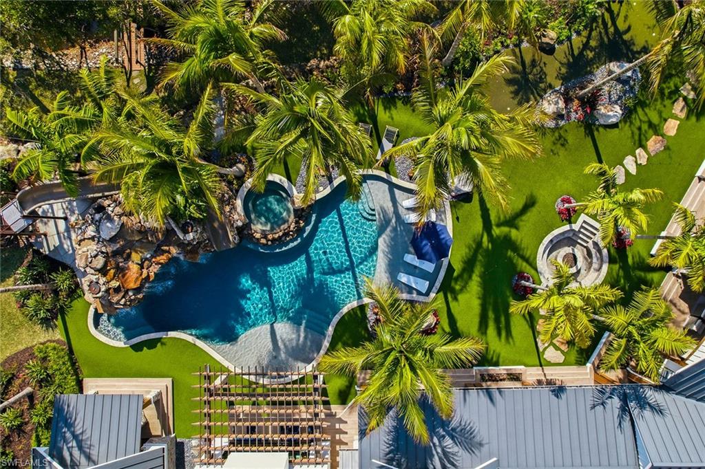 COCOHATCHEE ESTATES - Residential