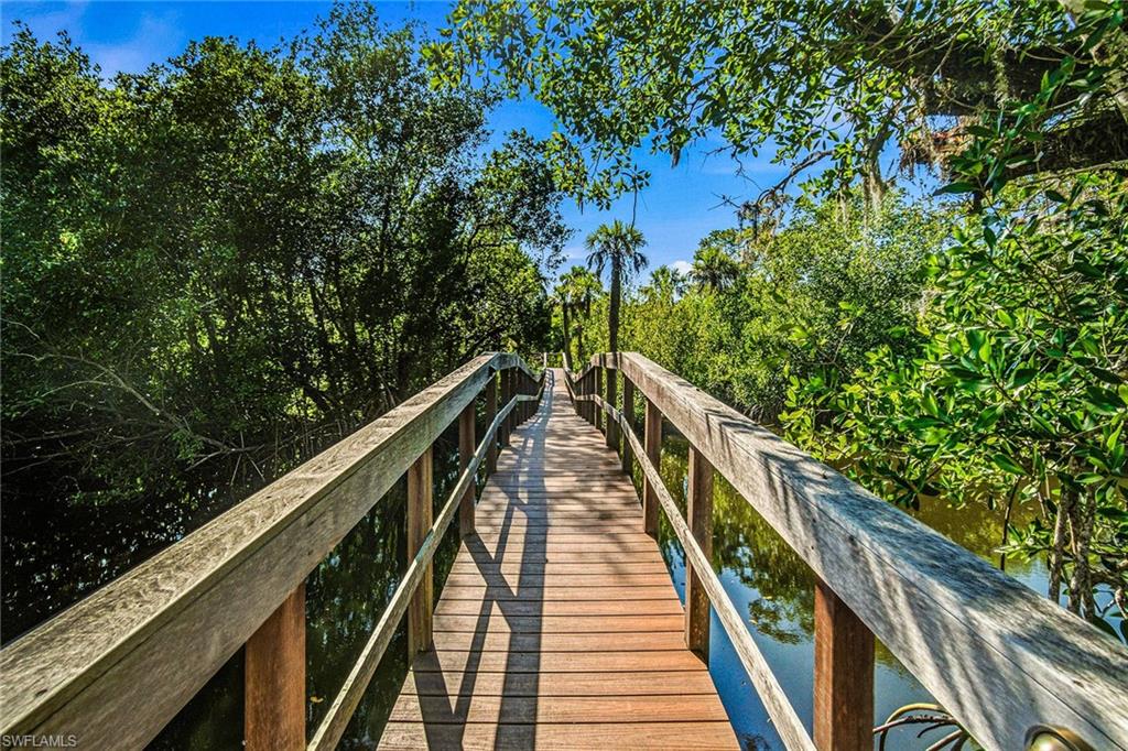 COCOHATCHEE ESTATES - Residential