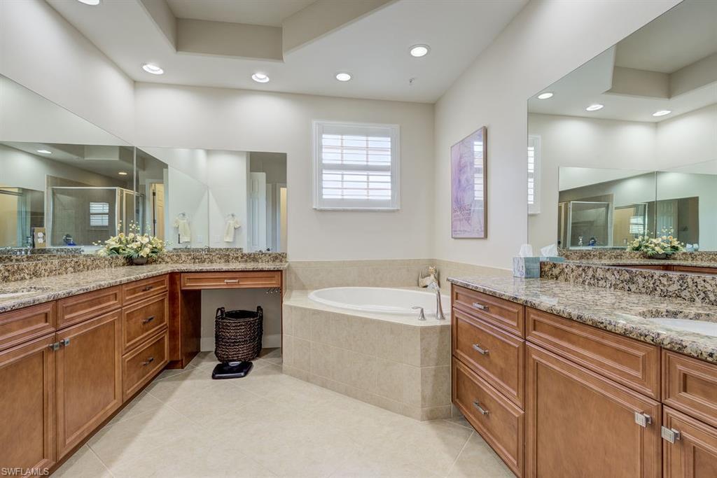 PLAYERS COVE - Residential