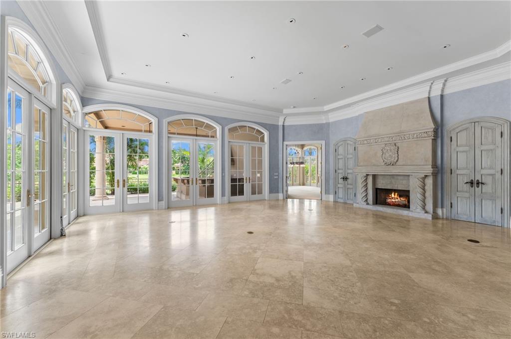 BAY COLONY SHORES - Residential