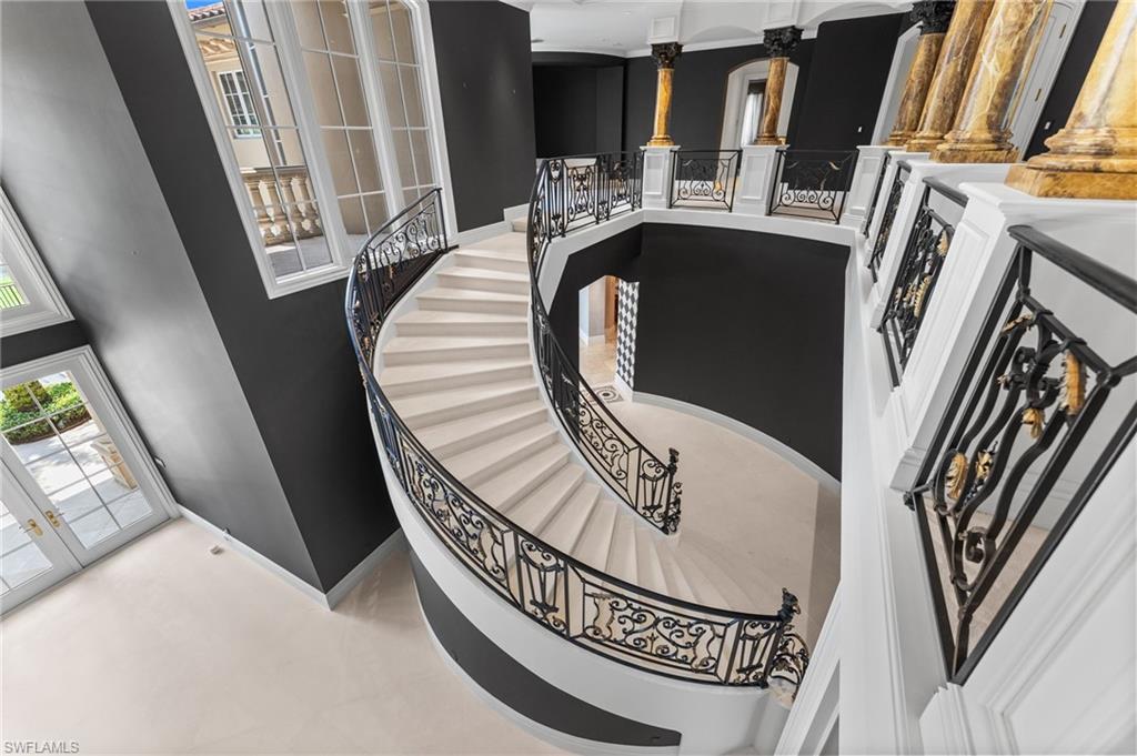 BAY COLONY SHORES - Residential