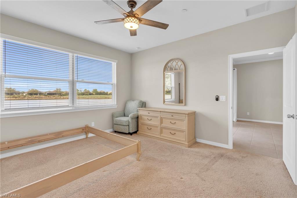 ESPLANADE - Residential Lease