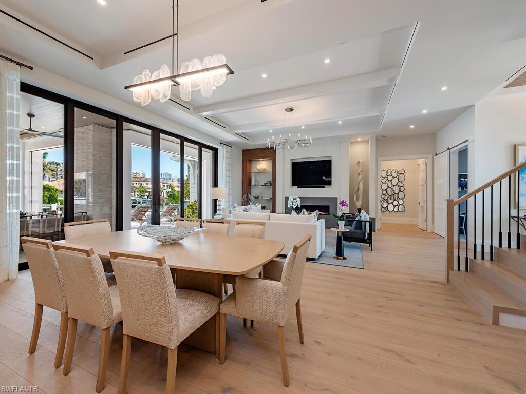 PARK SHORE - Residential