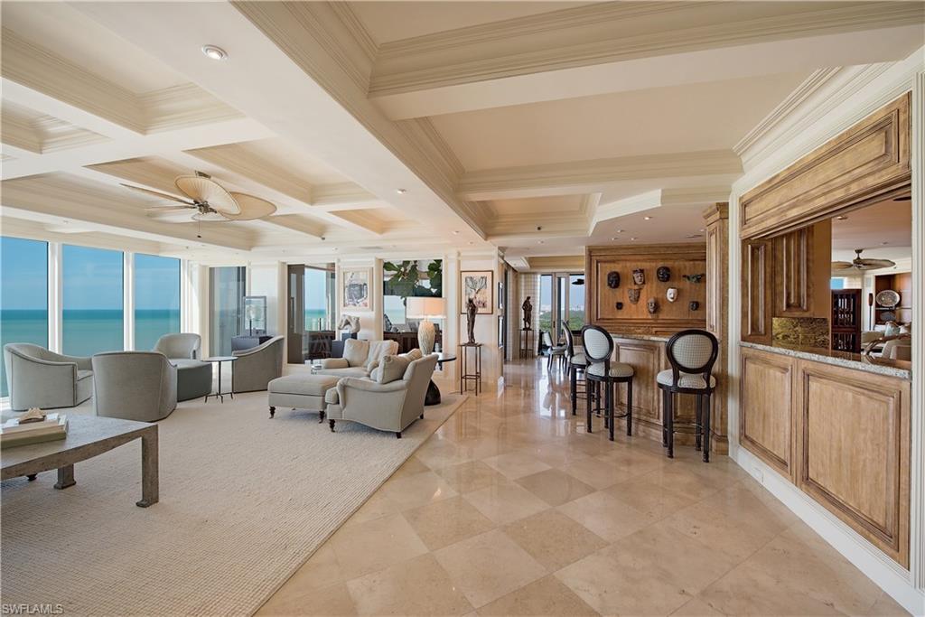 SEAPOINT AT NAPLES CAY - Residential