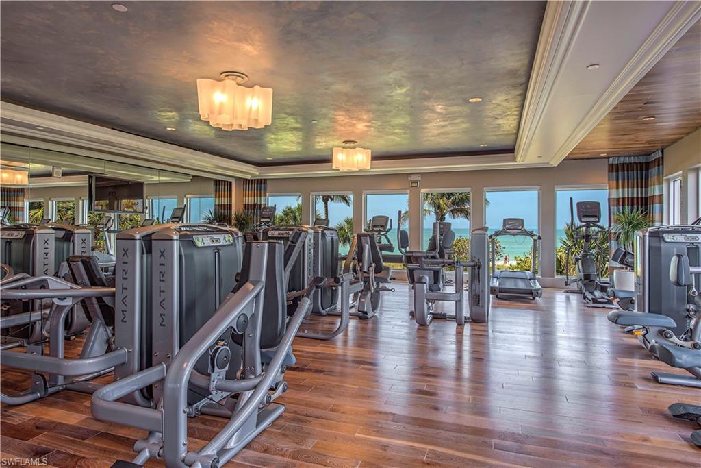 SEAPOINT AT NAPLES CAY - Residential