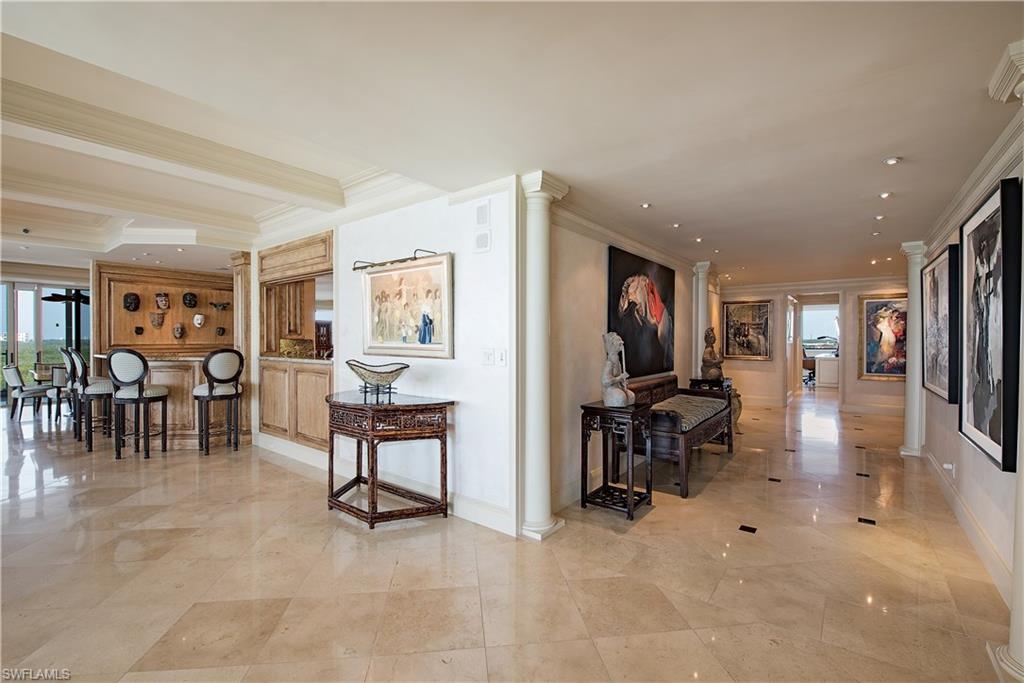 SEAPOINT AT NAPLES CAY - Residential