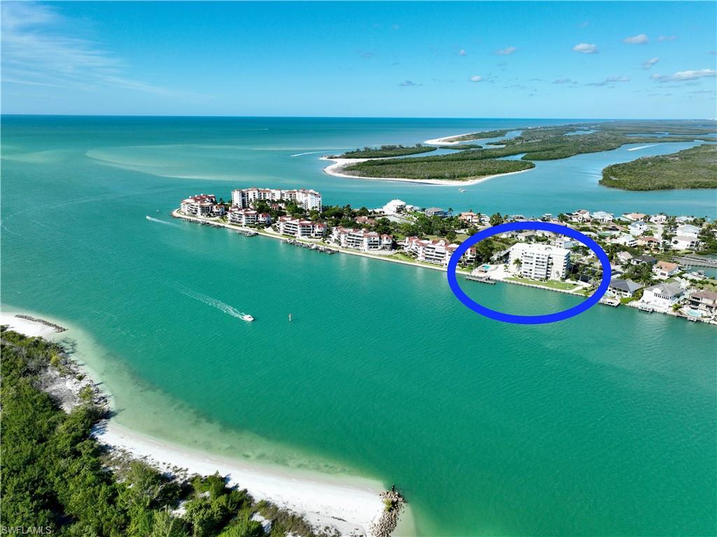 MARCO TOWERS - Residential