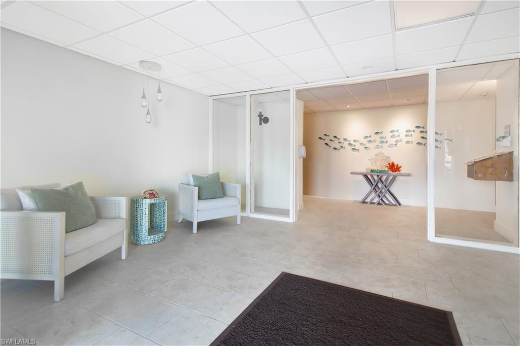 MARCO TOWERS - Residential