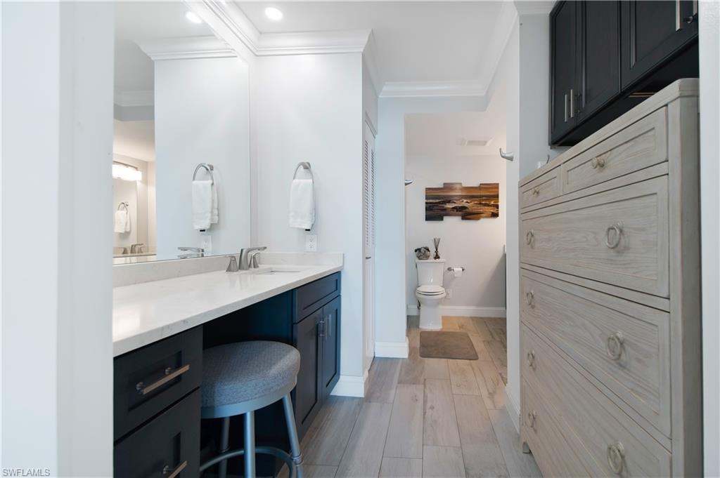 MARCO TOWERS - Residential