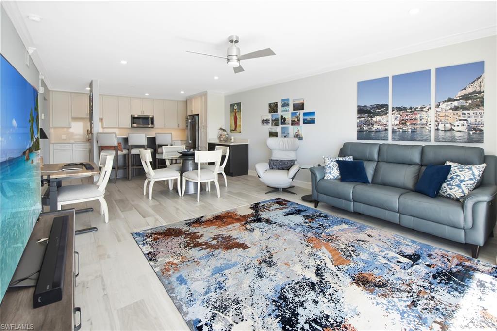 MARCO TOWERS - Residential