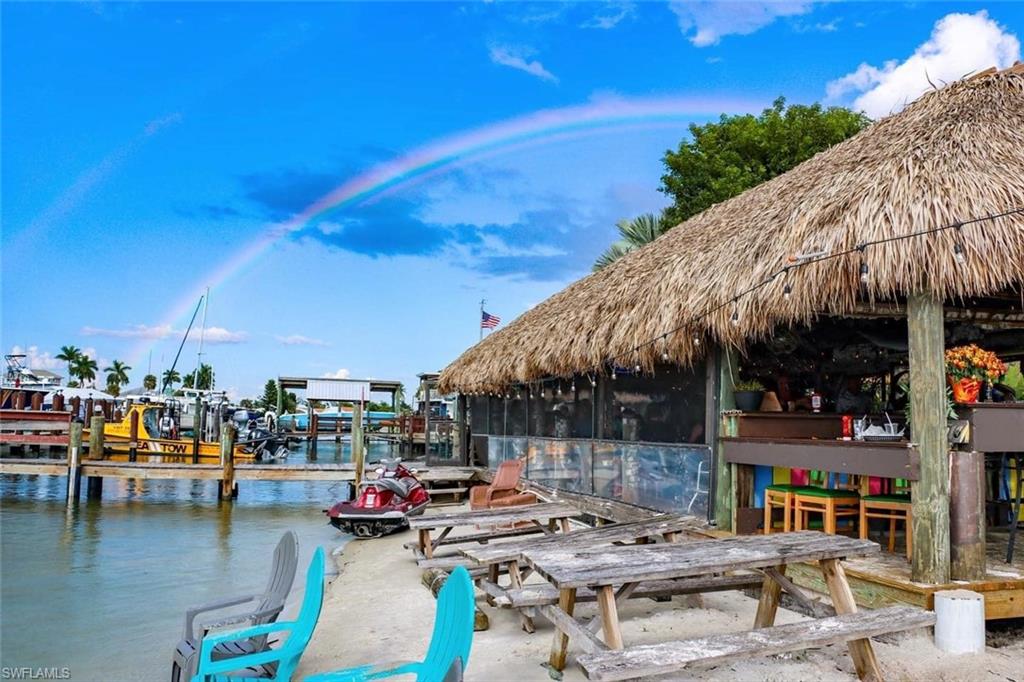 MARCO TOWERS - Residential