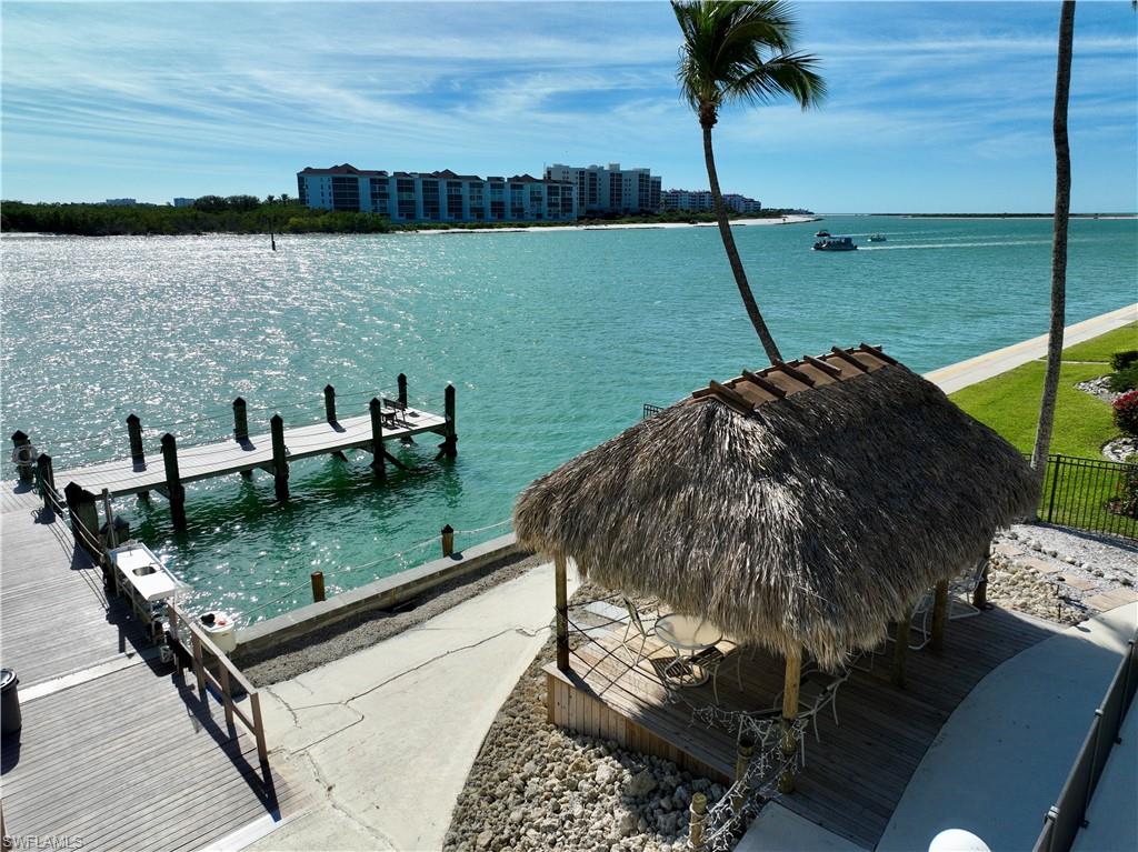 MARCO TOWERS - Residential