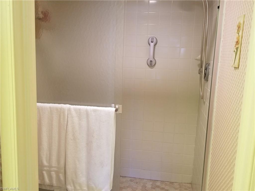 BLOOMFIELD RIDGE - Residential