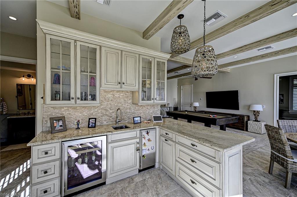 BAREFOOT BEACH - Residential