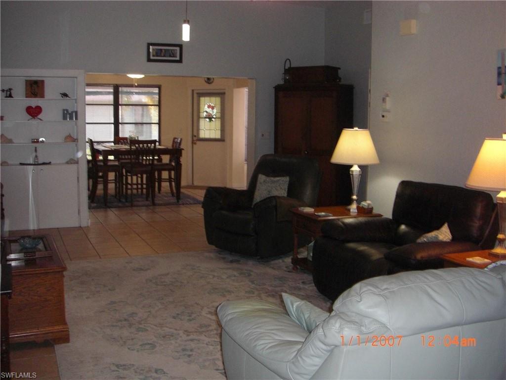 SABAL SPRINGS GOLF AND RACQUET CLUB - Residential