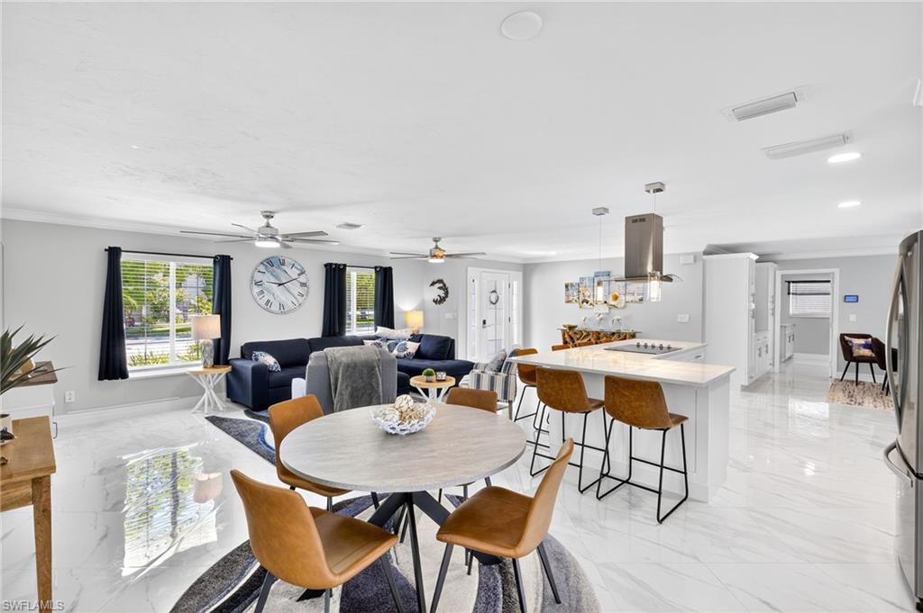 THE ROCKS - Residential