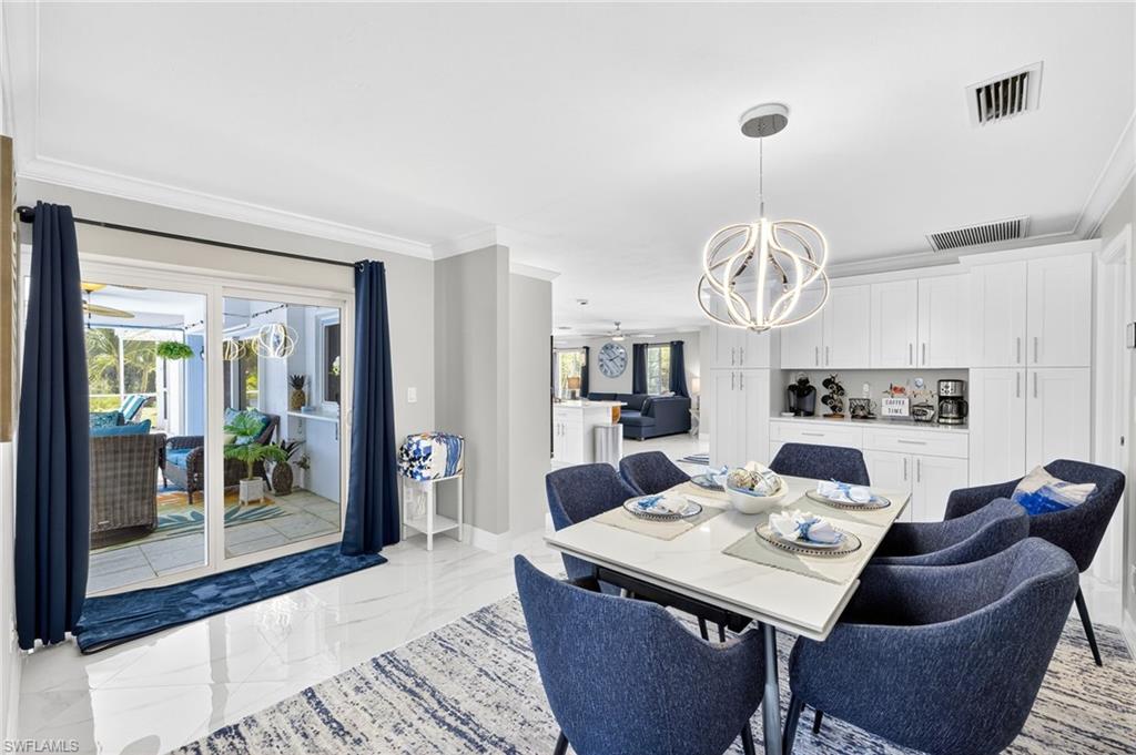 THE ROCKS - Residential