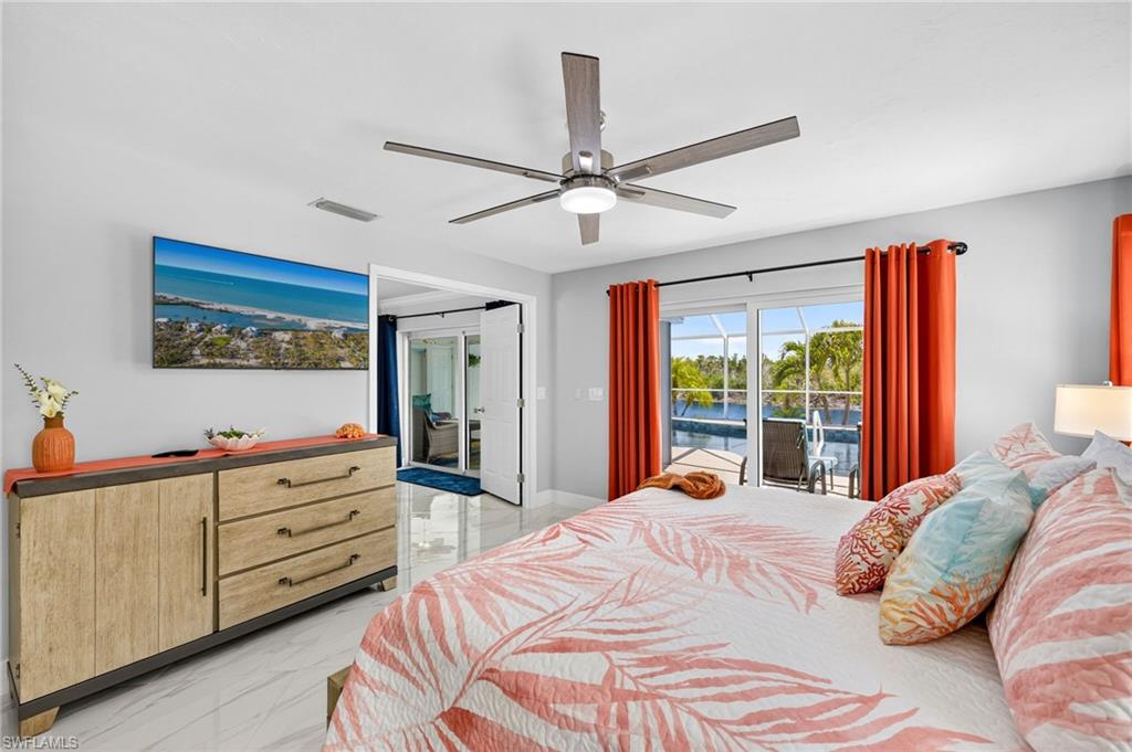 THE ROCKS - Residential