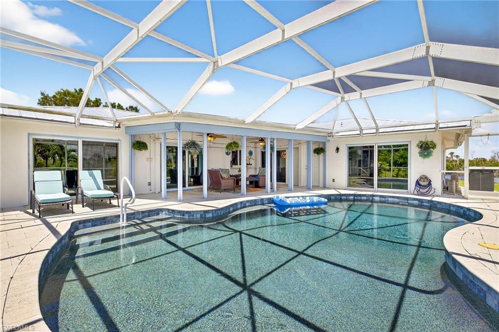 THE ROCKS - Residential