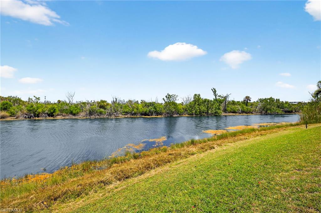 THE ROCKS - Residential