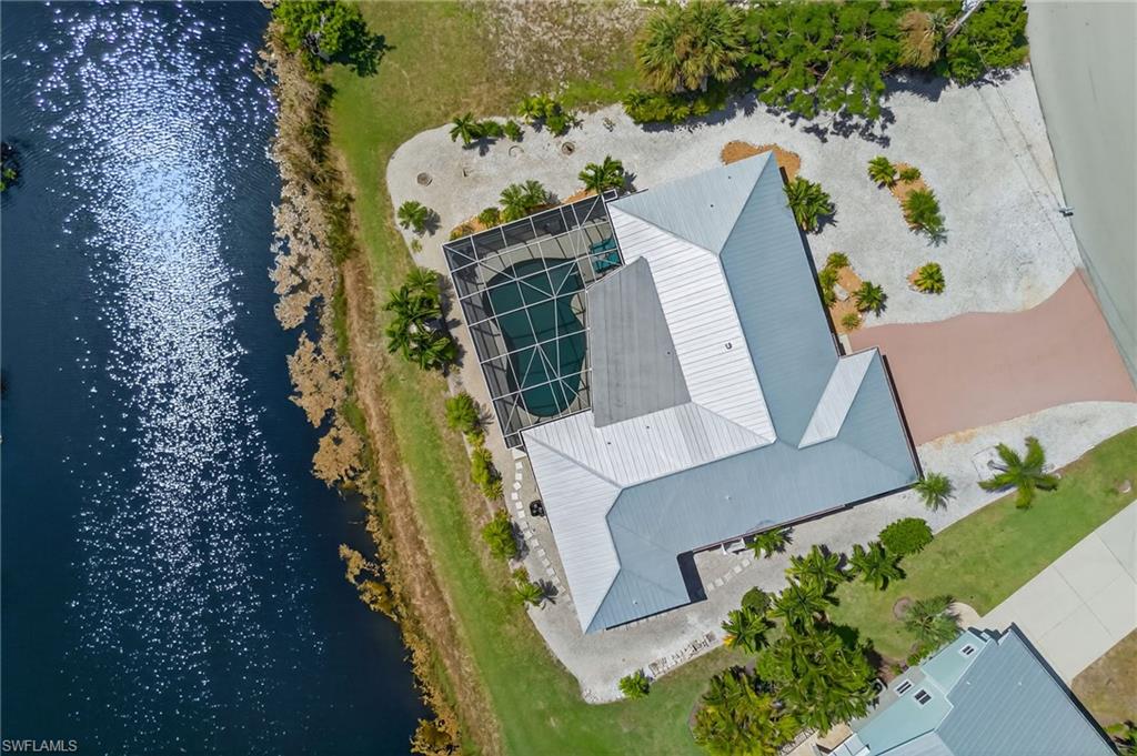 THE ROCKS - Residential