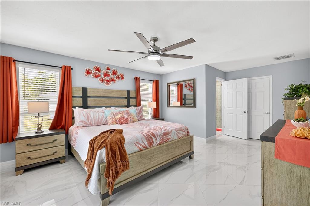 THE ROCKS - Residential