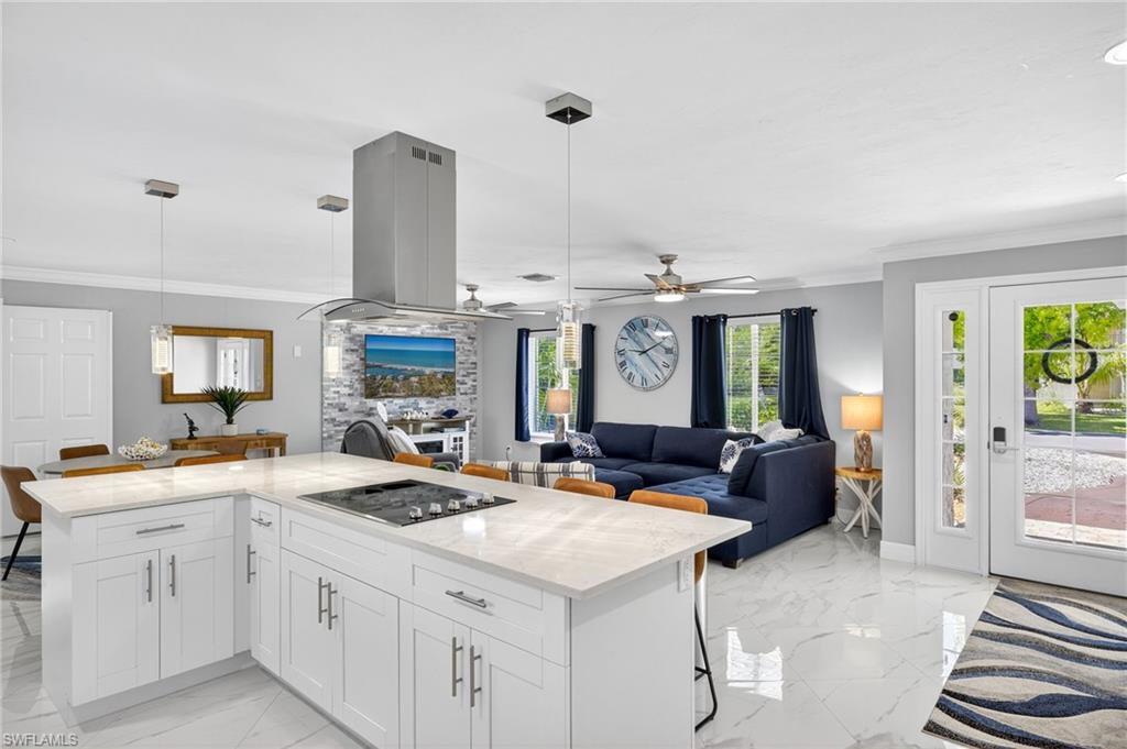 THE ROCKS - Residential