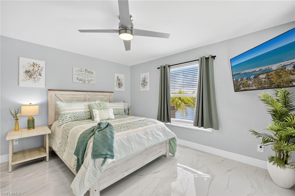 THE ROCKS - Residential