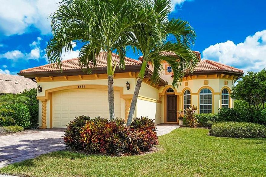 Lely Resort Caldecott Home with Player's Club and Spa Membership. Bright and Airy Pool home with new custom window dressings in main and plantation shutters. Lovely dining area Pottery Barn furnishings and dishes. Lots of other dishes for entertaining at the pool. Heated Pool has varied comfortable seating and lounging plus gas grill. 3 TV's and new stereo system complete with fun entertaining turn table/stereo/DVD too. Make yourself at home and luxuriate at the club and spa too. King in Master plus Queen and Twin bedrooms. One walk in closet in Master and many more closet spaces throughout home. You won't lack for anything. Bikes, beach chairs, cooler, umbrella!! Owner thought of everything. Enjoy your Naples stay not far from 5th Ave Dining and Shopping, beaches too. Close to Marco Island beaches as well. You will love this convenient gated community.