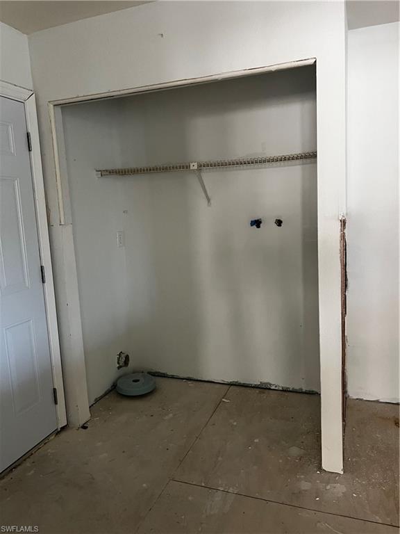 ISLAND PARK VILLAGE - Residential