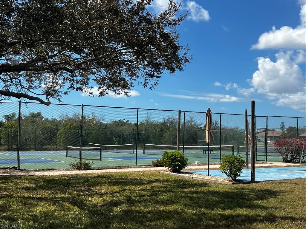 ISLAND PARK VILLAGE - Residential