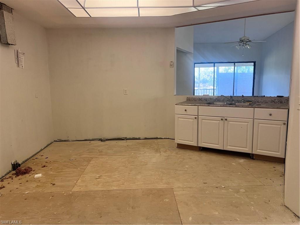 ISLAND PARK VILLAGE - Residential