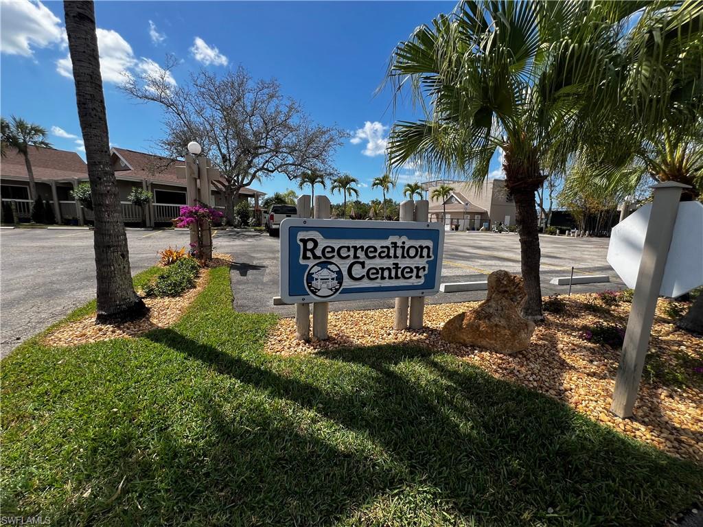 ISLAND PARK VILLAGE - Residential