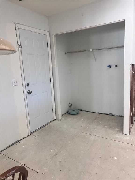 ISLAND PARK VILLAGE - Residential